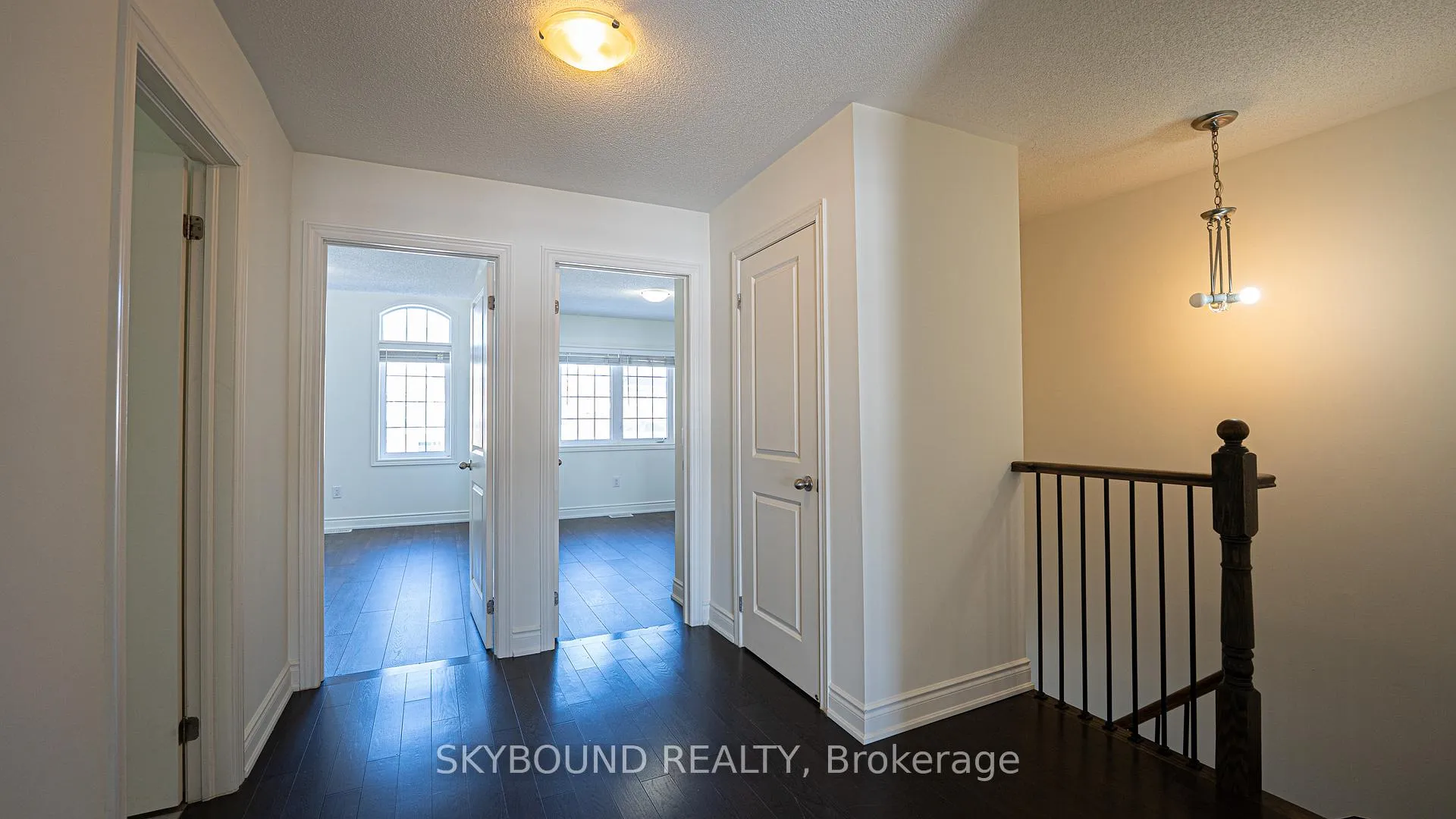 Photo 10 of 66 Finegan Circle, Brampton, Brampton North — HOMEH