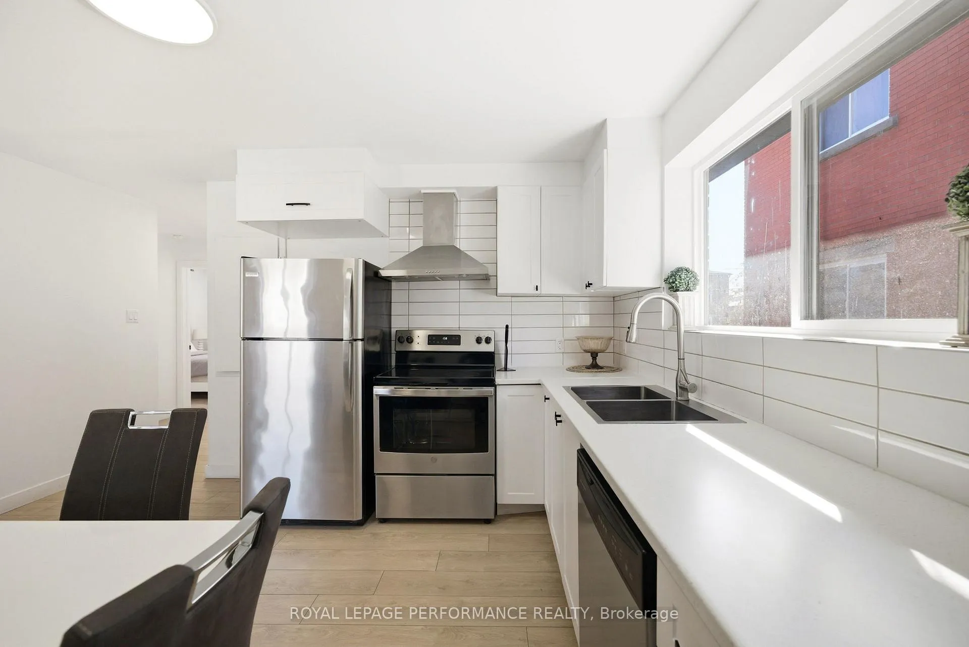 Photo 12 of 176 Dagmar Avenue, Ottawa, Vanier — HOMEH