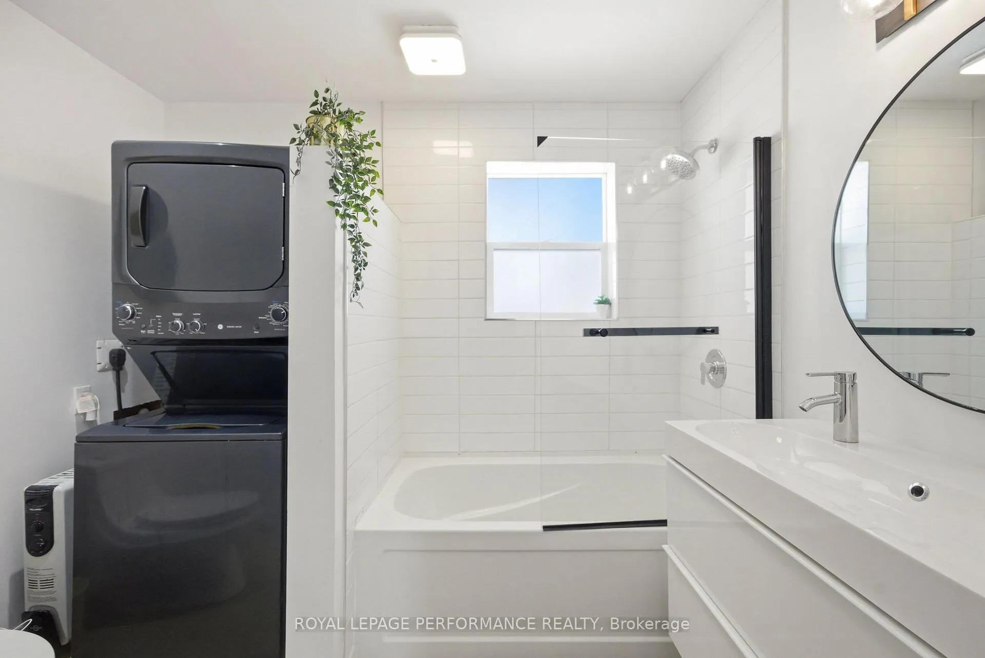 Photo 19 of 176 Dagmar Avenue, Ottawa, Vanier — HOMEH