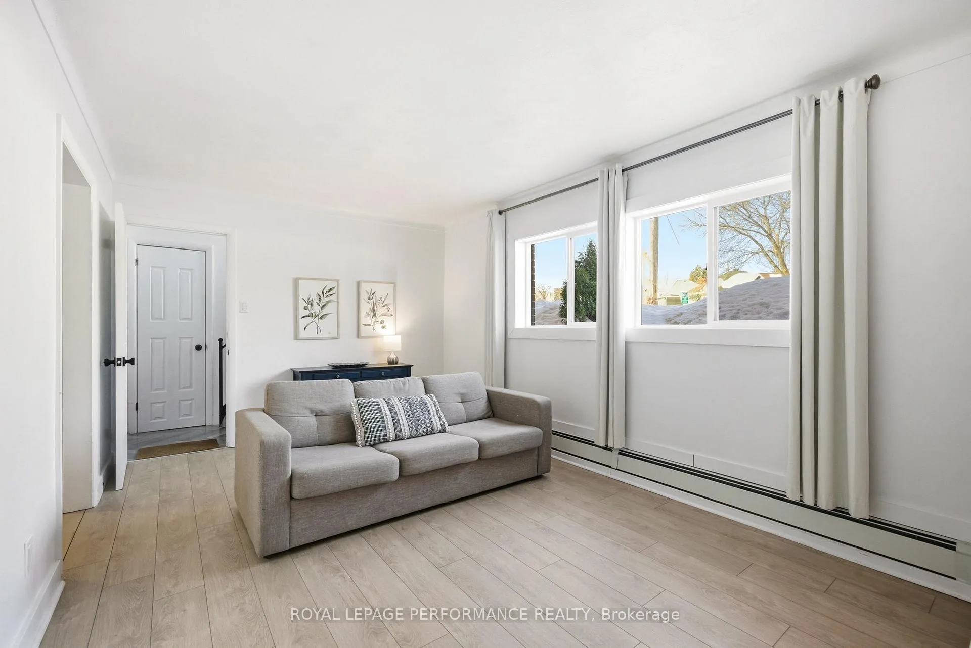 Photo 24 of 176 Dagmar Avenue, Ottawa, Vanier — HOMEH