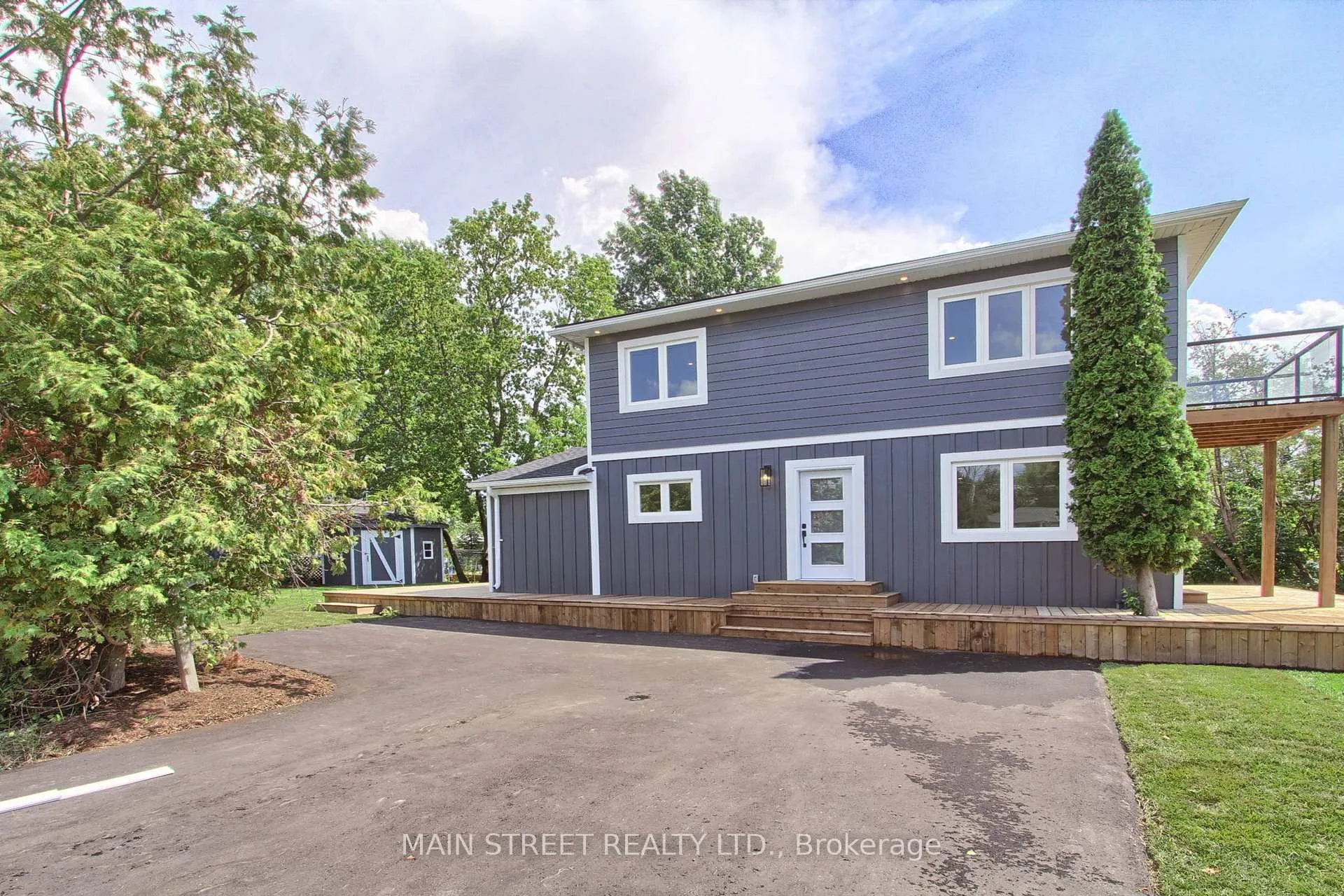Photo 2 of 353 Pasadena Drive, Georgina, Keswick South — HOMEH