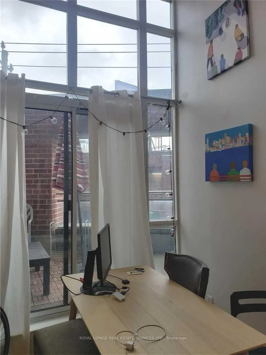 Photo 3 of Unit 213, 255 Richmond Street E, Toronto, Moss Park — HOMEH