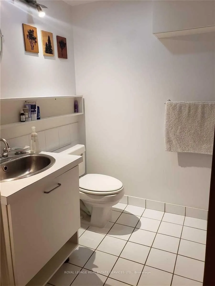 Photo 12 of Unit 213, 255 Richmond Street E, Toronto, Moss Park — HOMEH