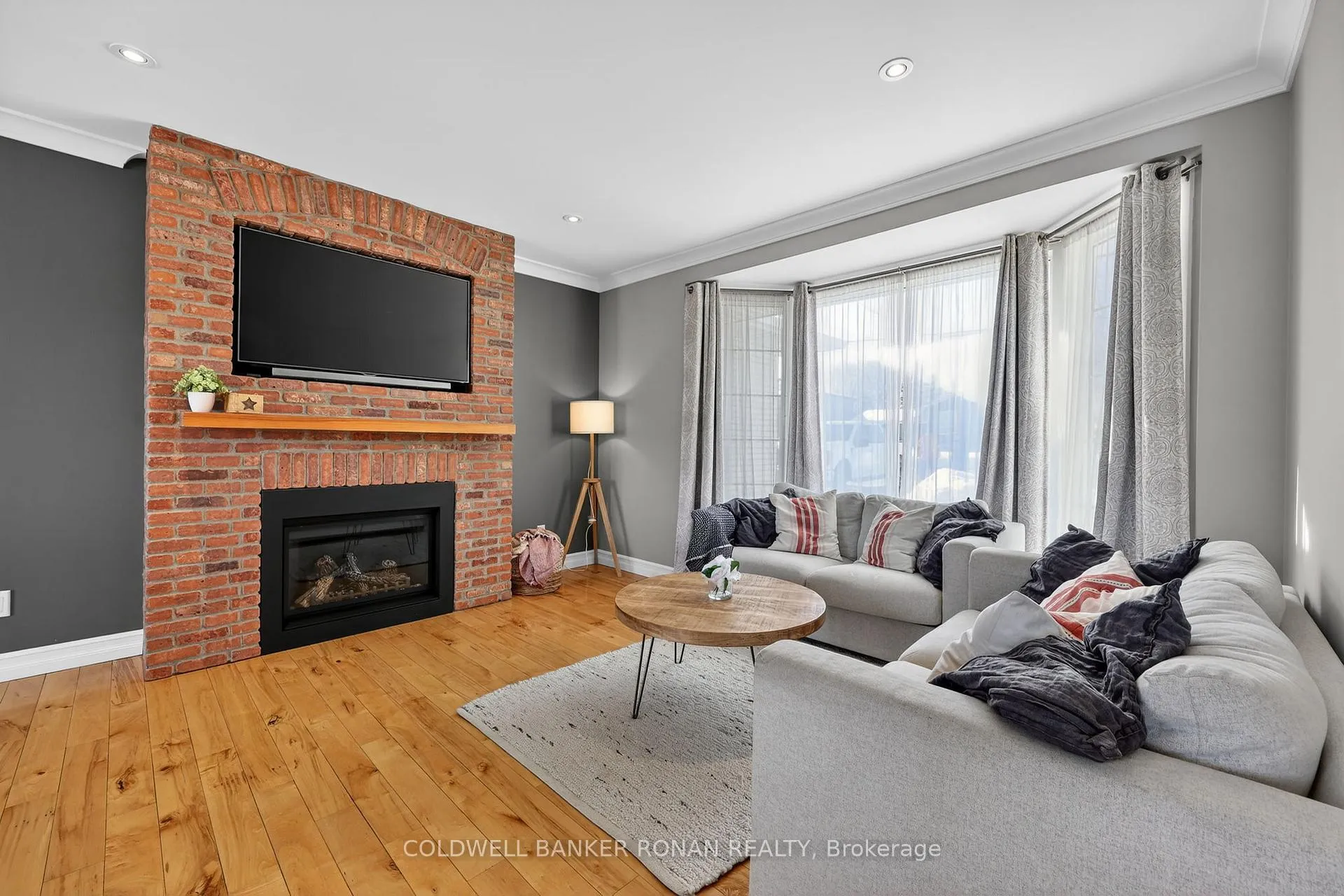 Photo 14 of 96 Boyne Crescent, New Tecumseth, Alliston — HOMEH