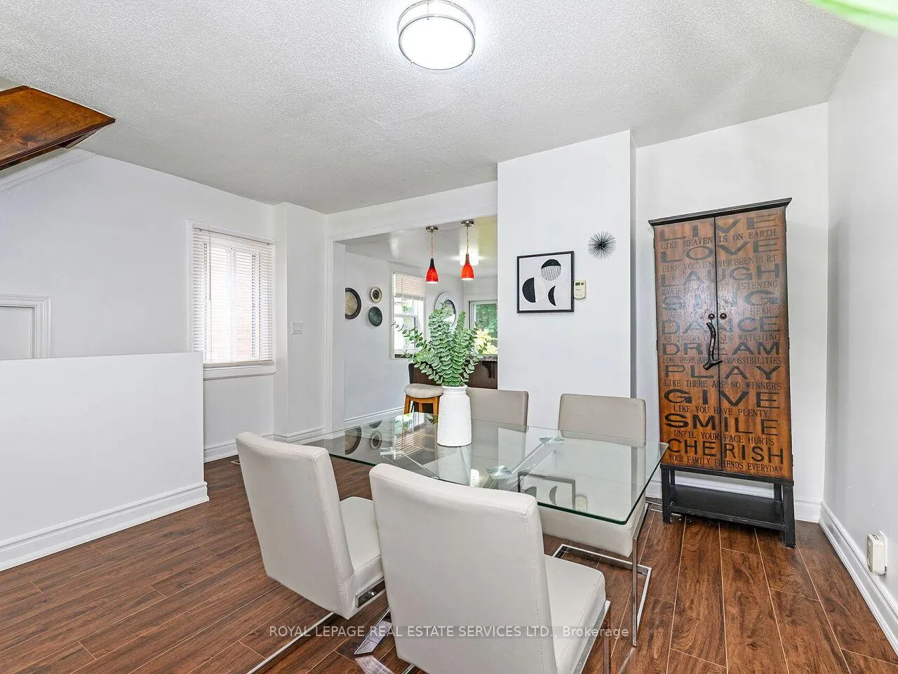 Photo 9 of 135 Bernice Crescent, Toronto, Rockcliffe-Smythe — HOMEH
