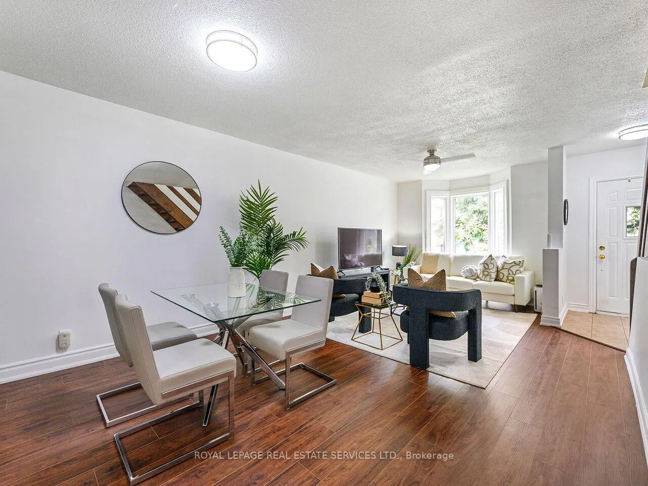 Photo 32 of 135 Bernice Crescent, Toronto, Rockcliffe-Smythe — HOMEH