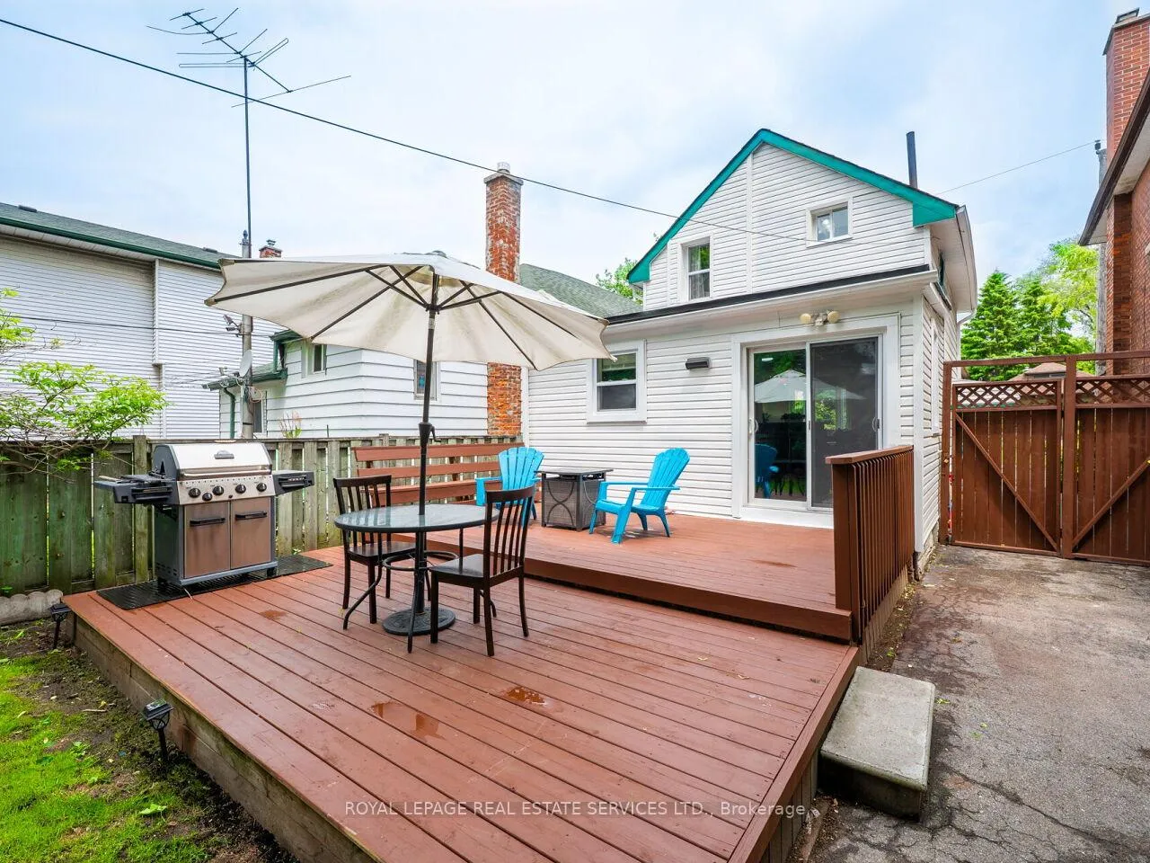 Photo 37 of 135 Bernice Crescent, Toronto, Rockcliffe-Smythe — HOMEH