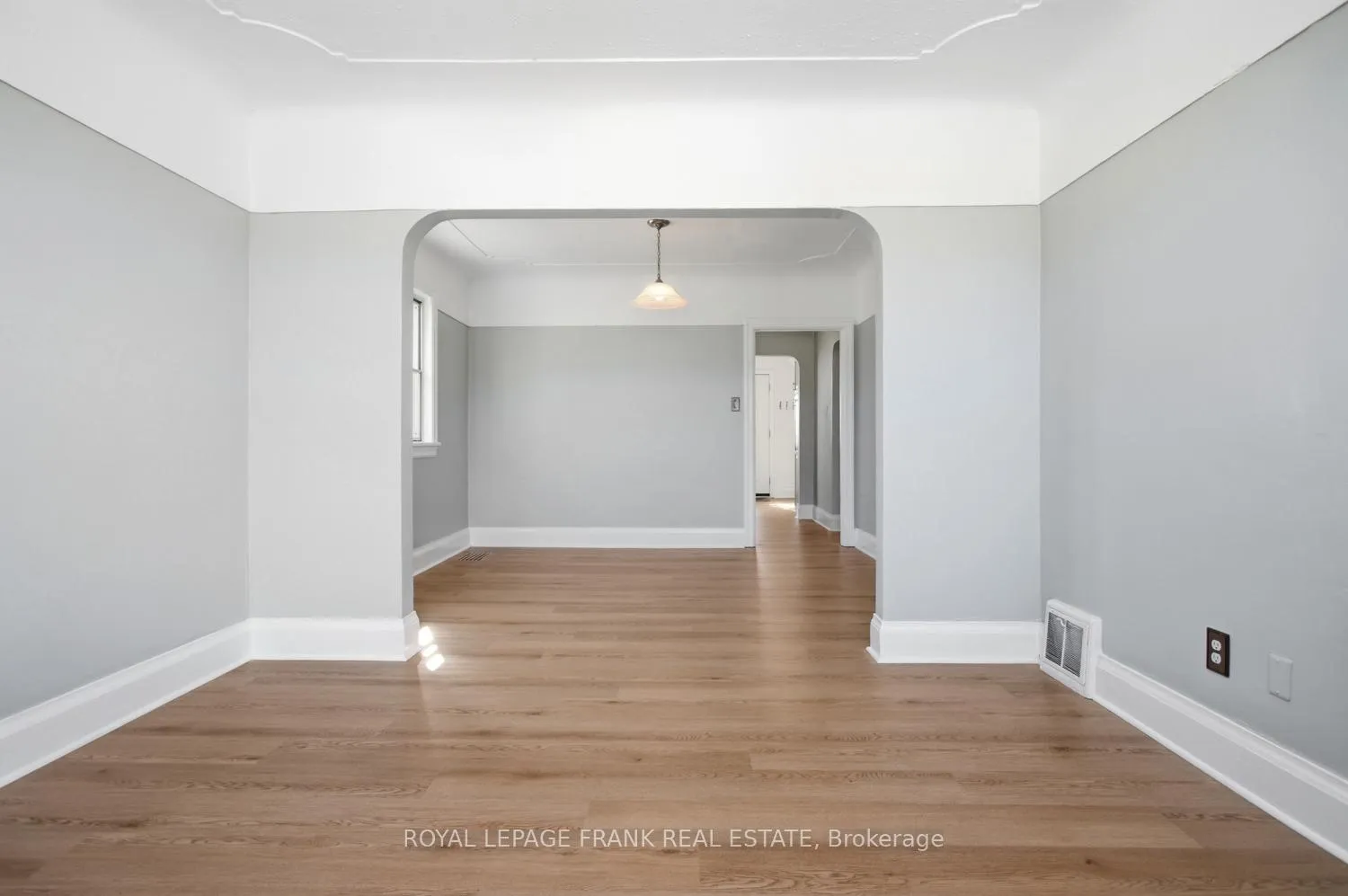 Photo 5 of 542 Walmer Road, Hamilton, McQuesten — HOMEH