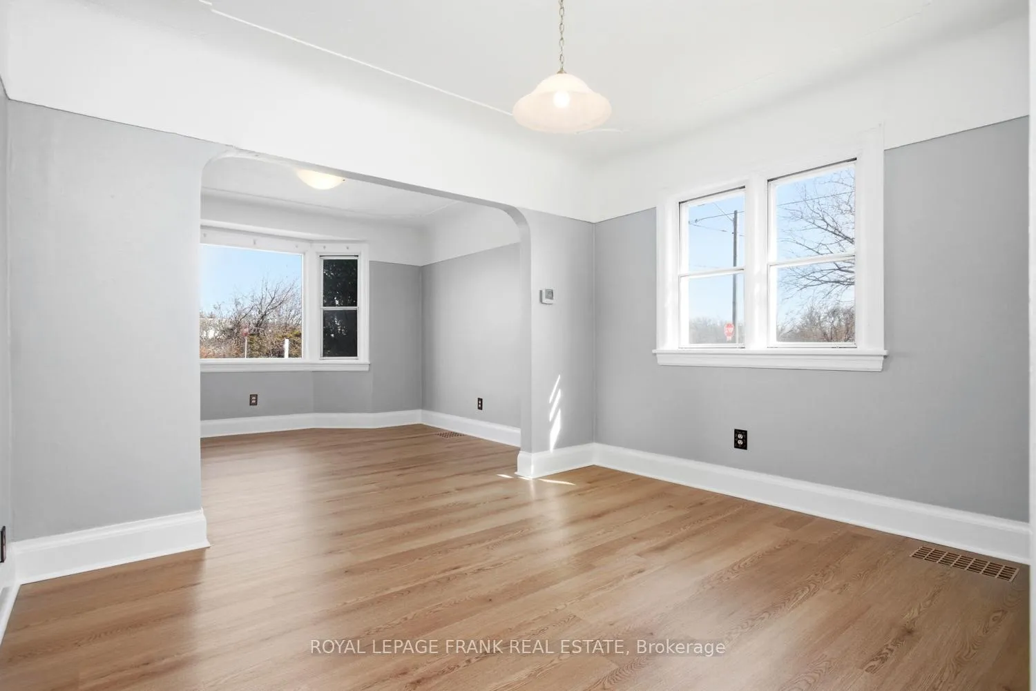 Photo 8 of 542 Walmer Road, Hamilton, McQuesten — HOMEH