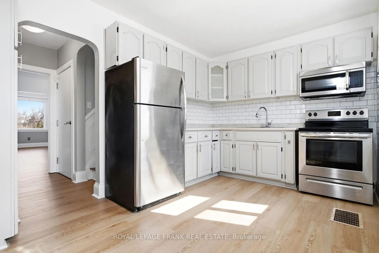 Photo 10 of 542 Walmer Road, Hamilton, McQuesten — HOMEH