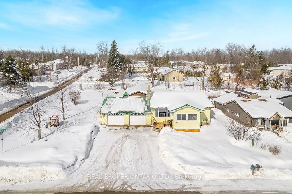 Photo 1 of 12 Owen Road, Oro-Medonte, Rural Oro-Medonte — HOMEH
