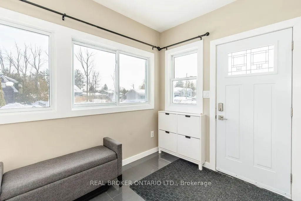 Photo 4 of 12 Owen Road, Oro-Medonte, Rural Oro-Medonte — HOMEH