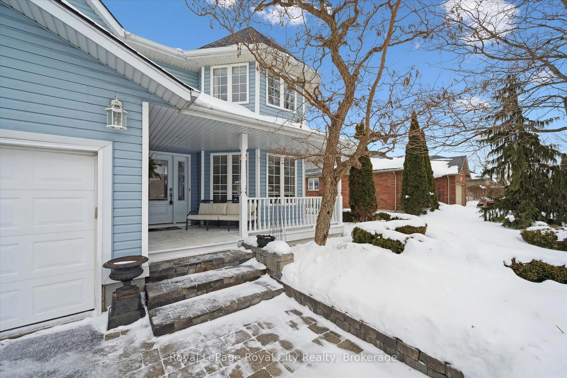 Photo 2 of 60 Hazelwood Drive, Guelph, Kortright Hills — HOMEH