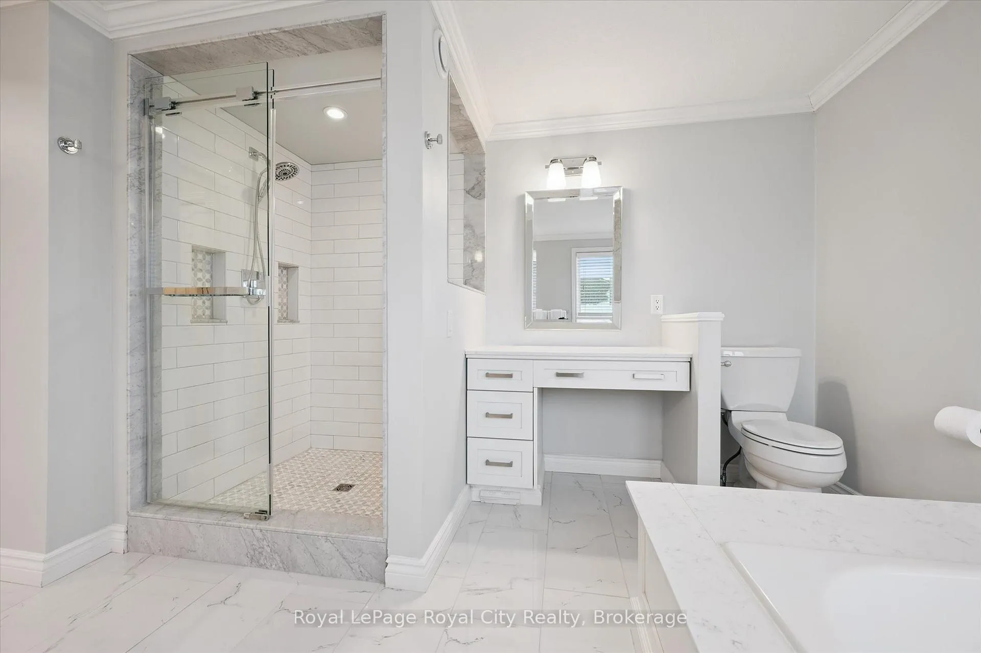 Photo 31 of 60 Hazelwood Drive, Guelph, Kortright Hills — HOMEH
