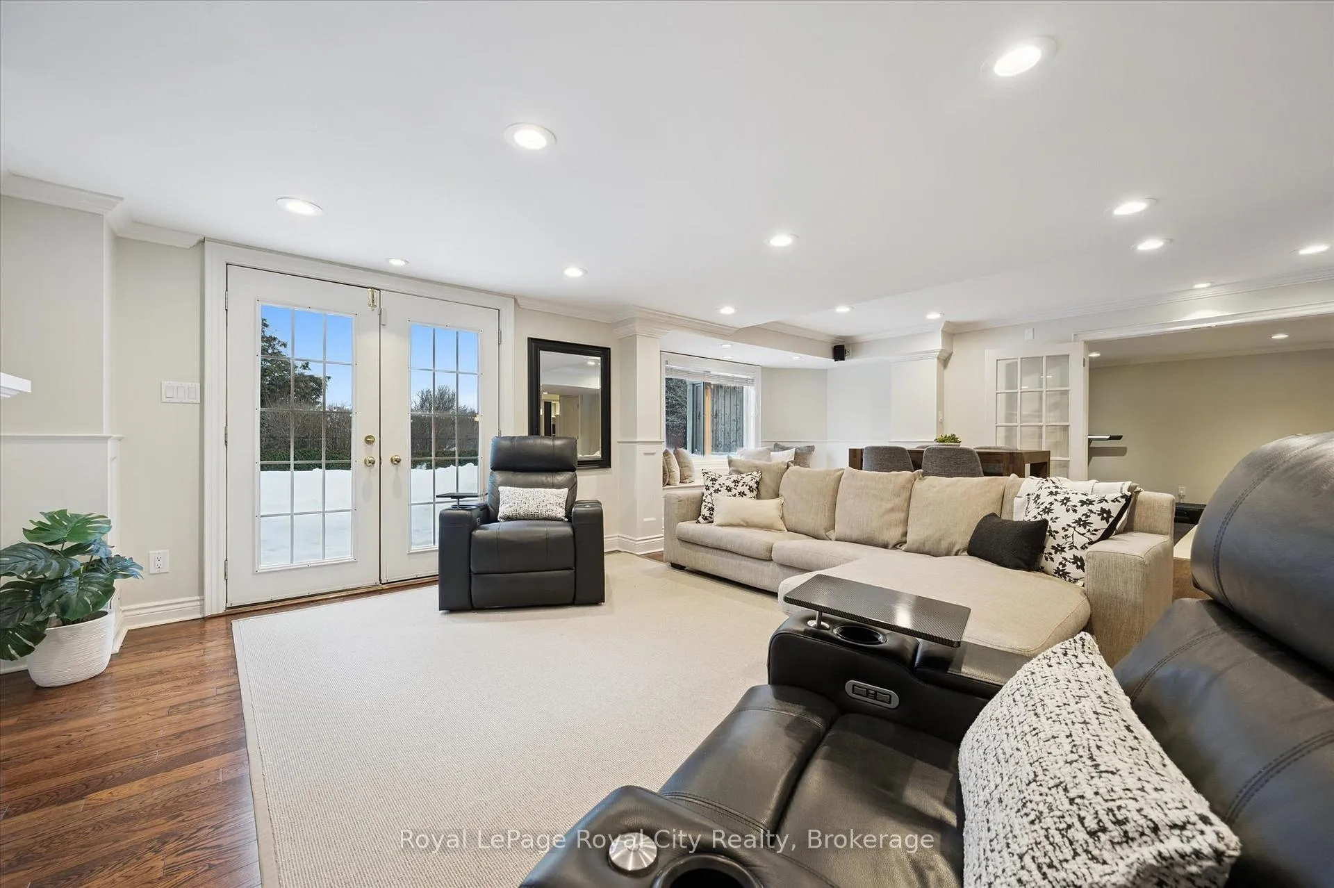 Photo 40 of 60 Hazelwood Drive, Guelph, Kortright Hills — HOMEH