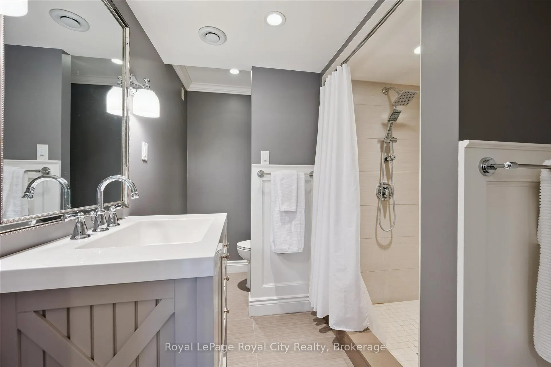 Photo 42 of 60 Hazelwood Drive, Guelph, Kortright Hills — HOMEH