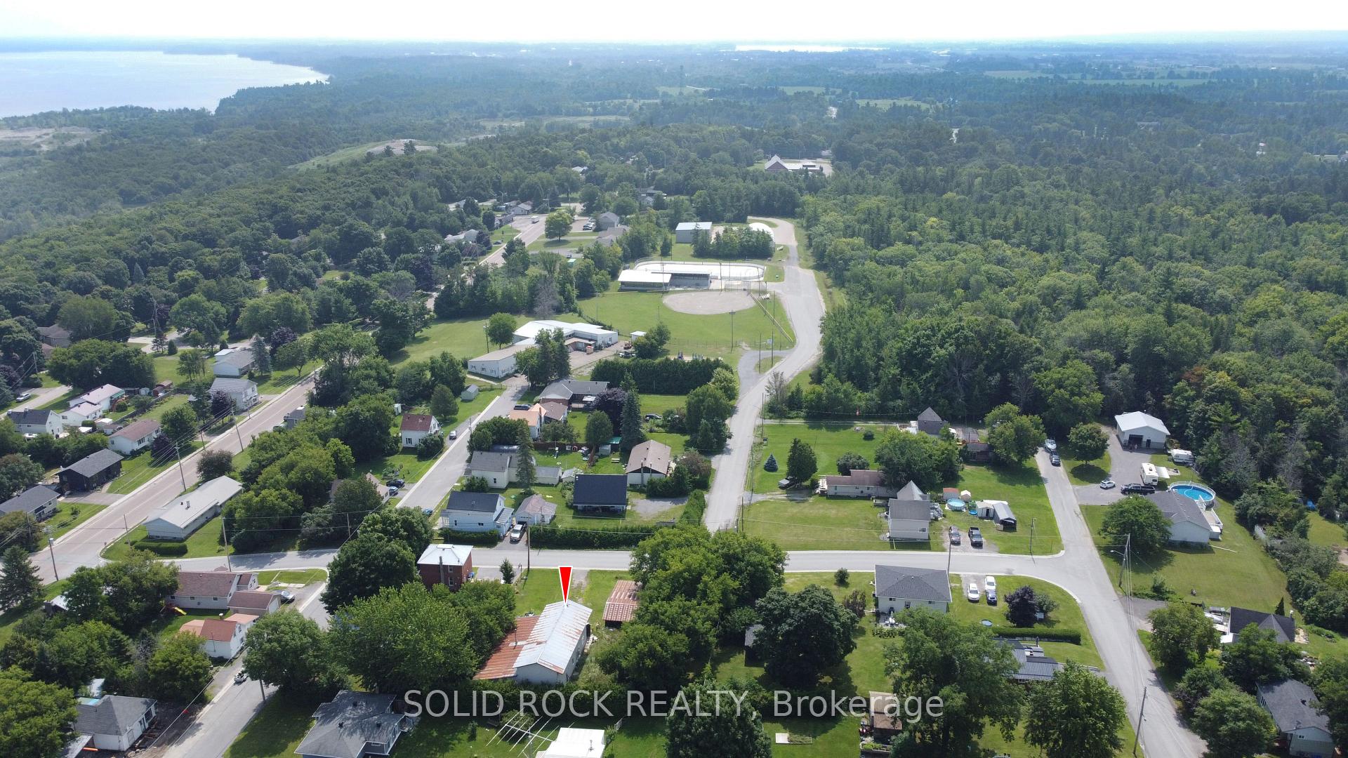 Photo 3 of 50 William Meek Drive, McNab/Braeside, Mcnab/Braeside Twps — HOMEH