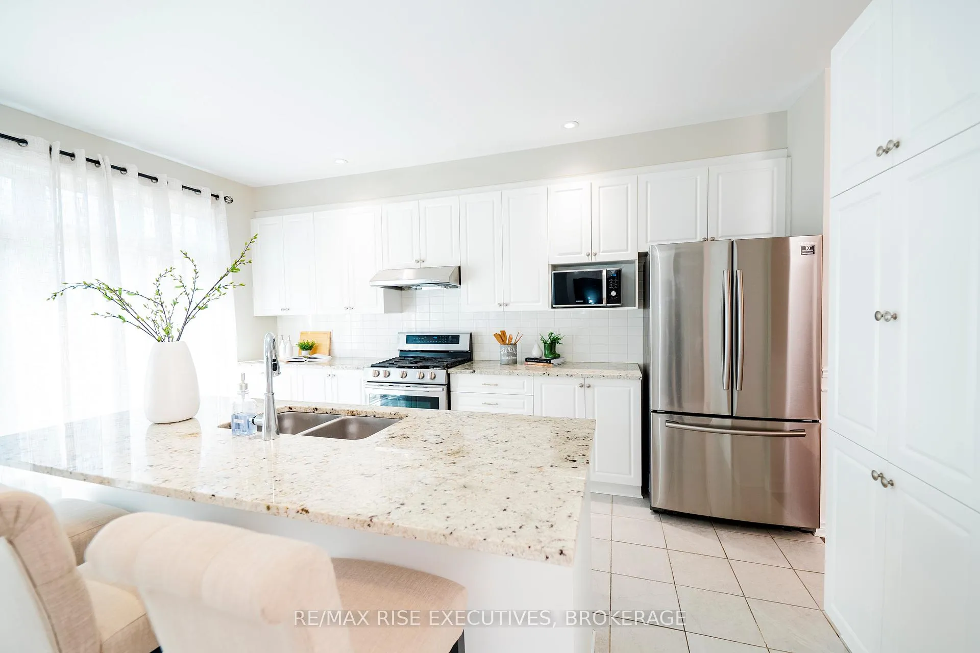 Photo 23 of 1263 Wheathill Street, Kingston, East Gardiners Rd — HOMEH