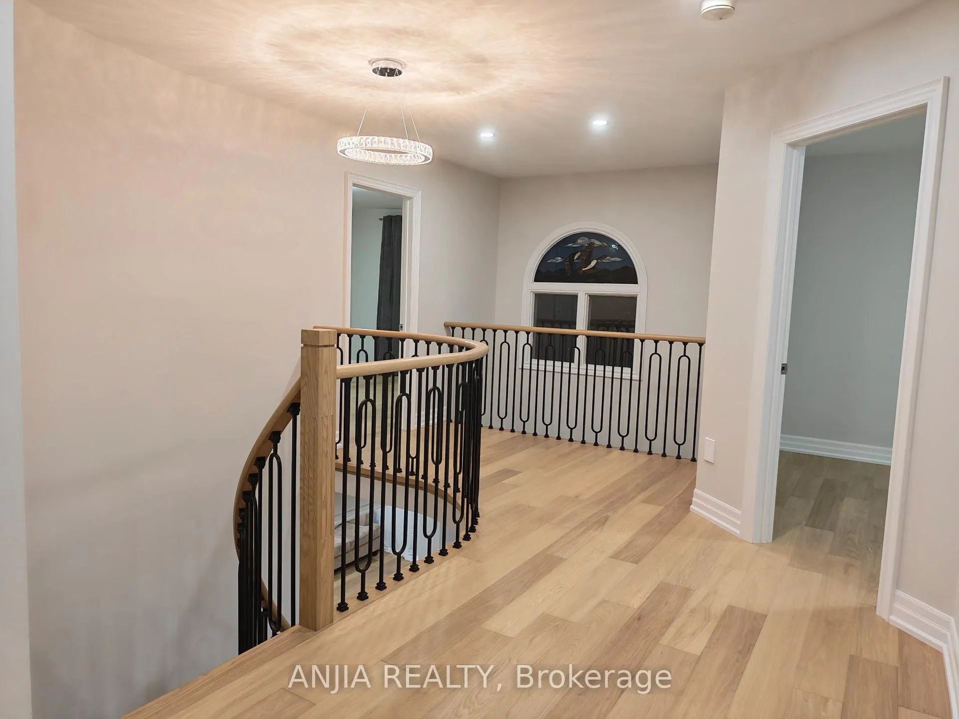 Photo 2 of Unit 2nd floor #2, 5 Janna Court, Markham, Village Green-South Unionville — HOMEH