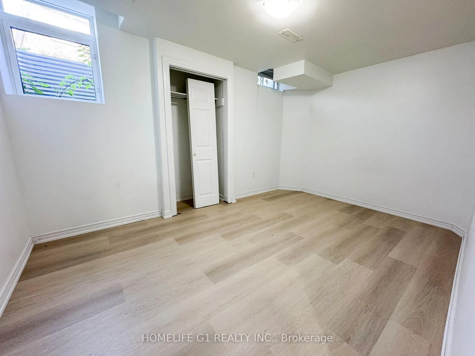 Photo 6 of 7 Bryony Road, Brampton, Northwest Brampton — HOMEH
