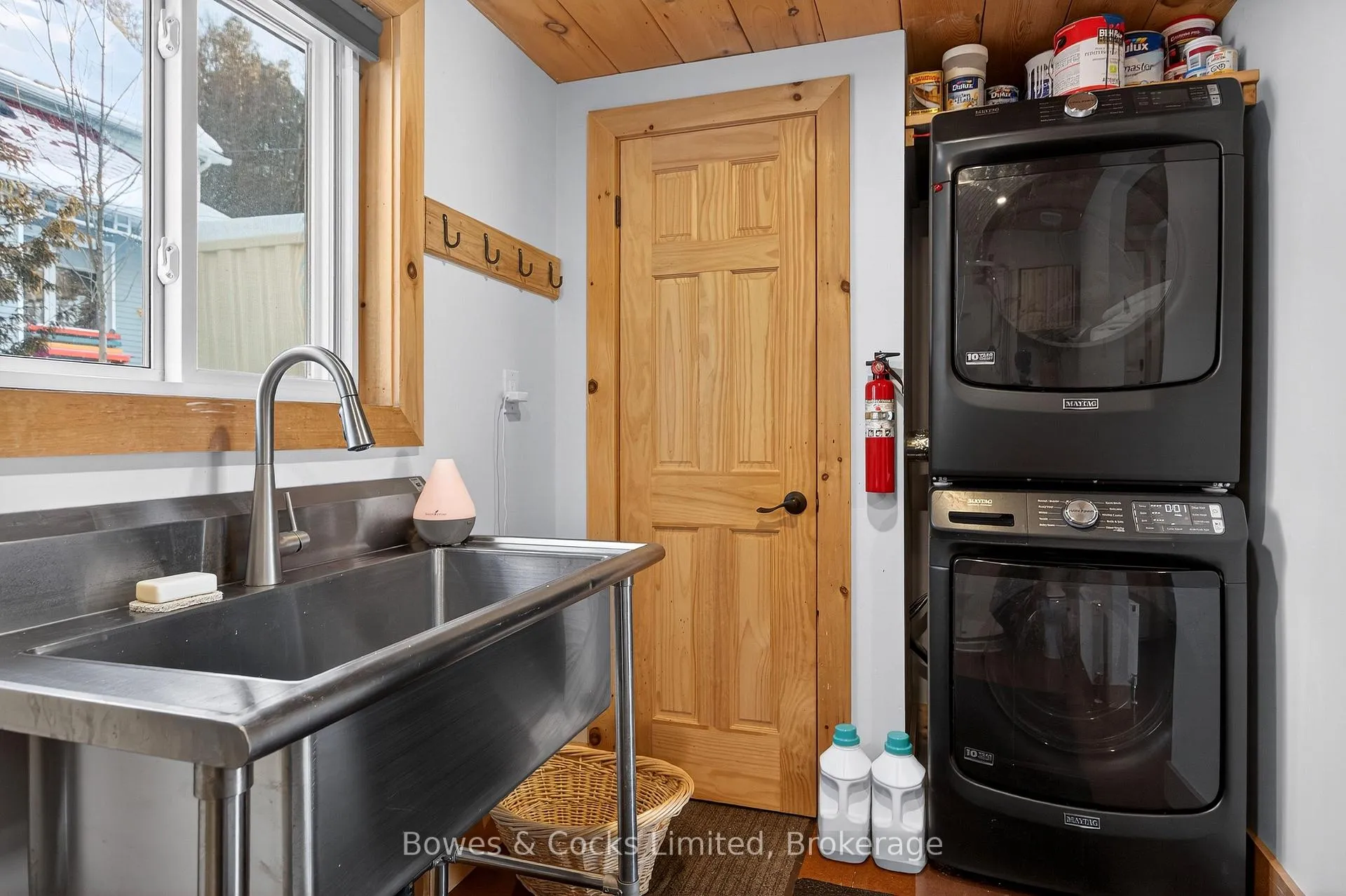 Photo 19 of 262 Munroe Avenue, Peterborough, Ashburnham Ward 4 — HOMEH