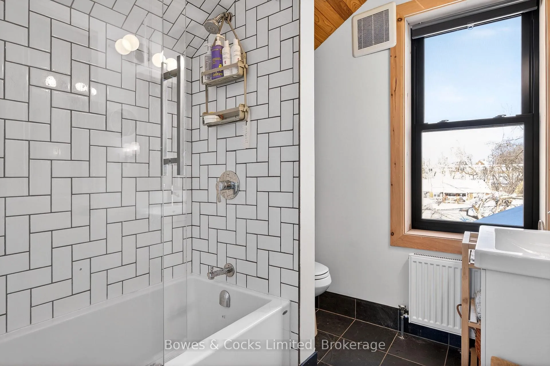 Photo 22 of 262 Munroe Avenue, Peterborough, Ashburnham Ward 4 — HOMEH