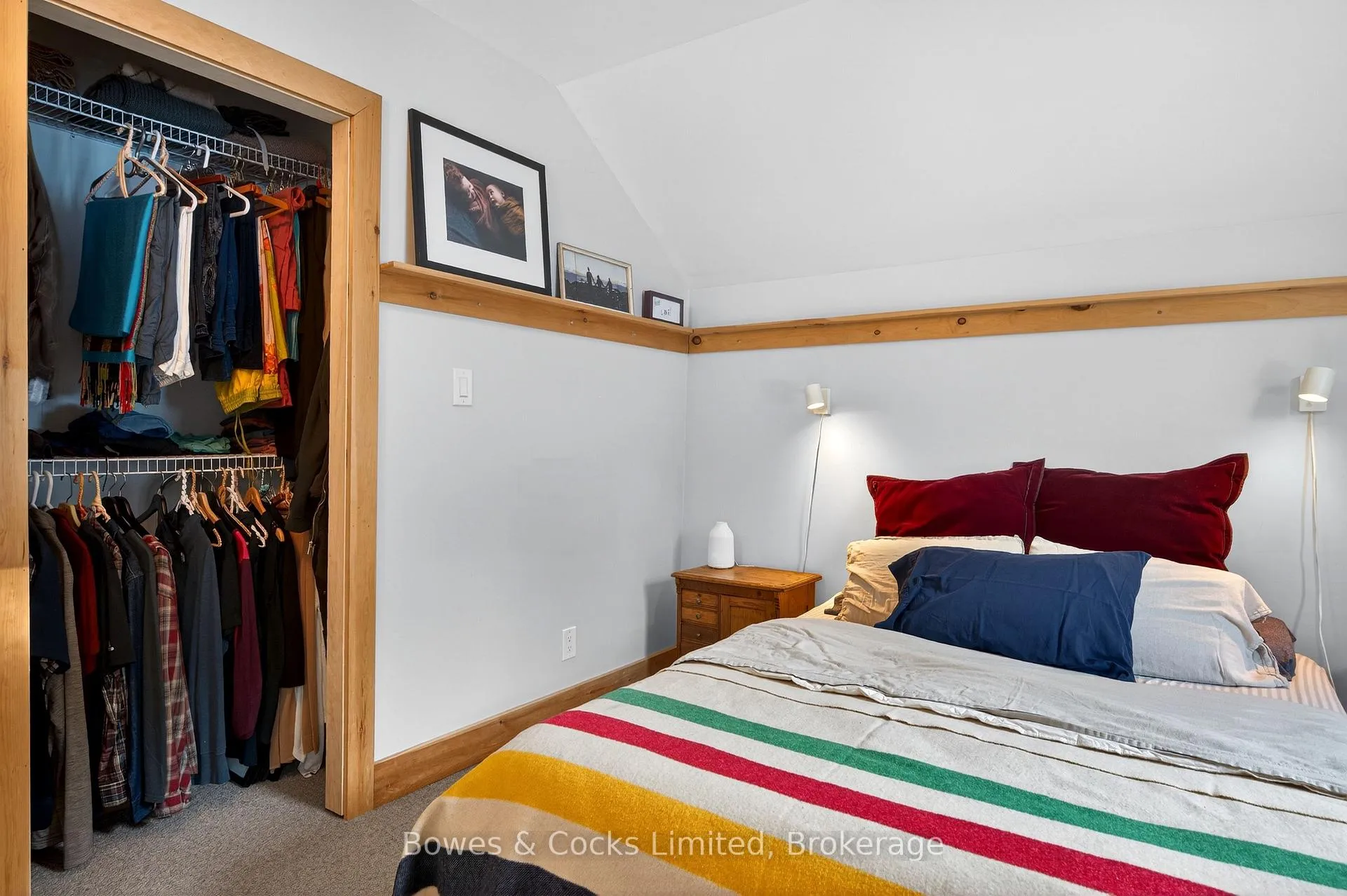 Photo 26 of 262 Munroe Avenue, Peterborough, Ashburnham Ward 4 — HOMEH