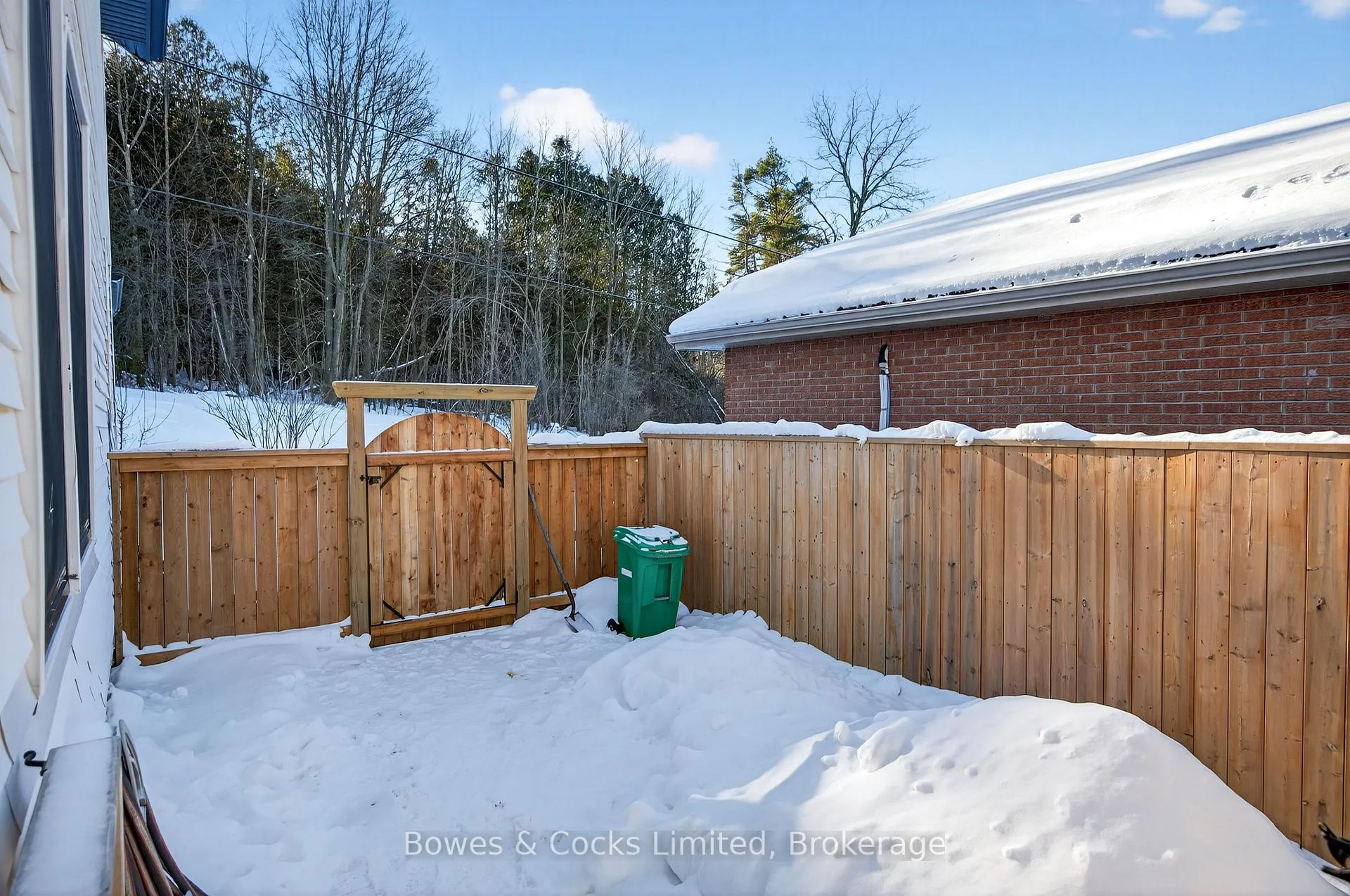 Photo 33 of 262 Munroe Avenue, Peterborough, Ashburnham Ward 4 — HOMEH