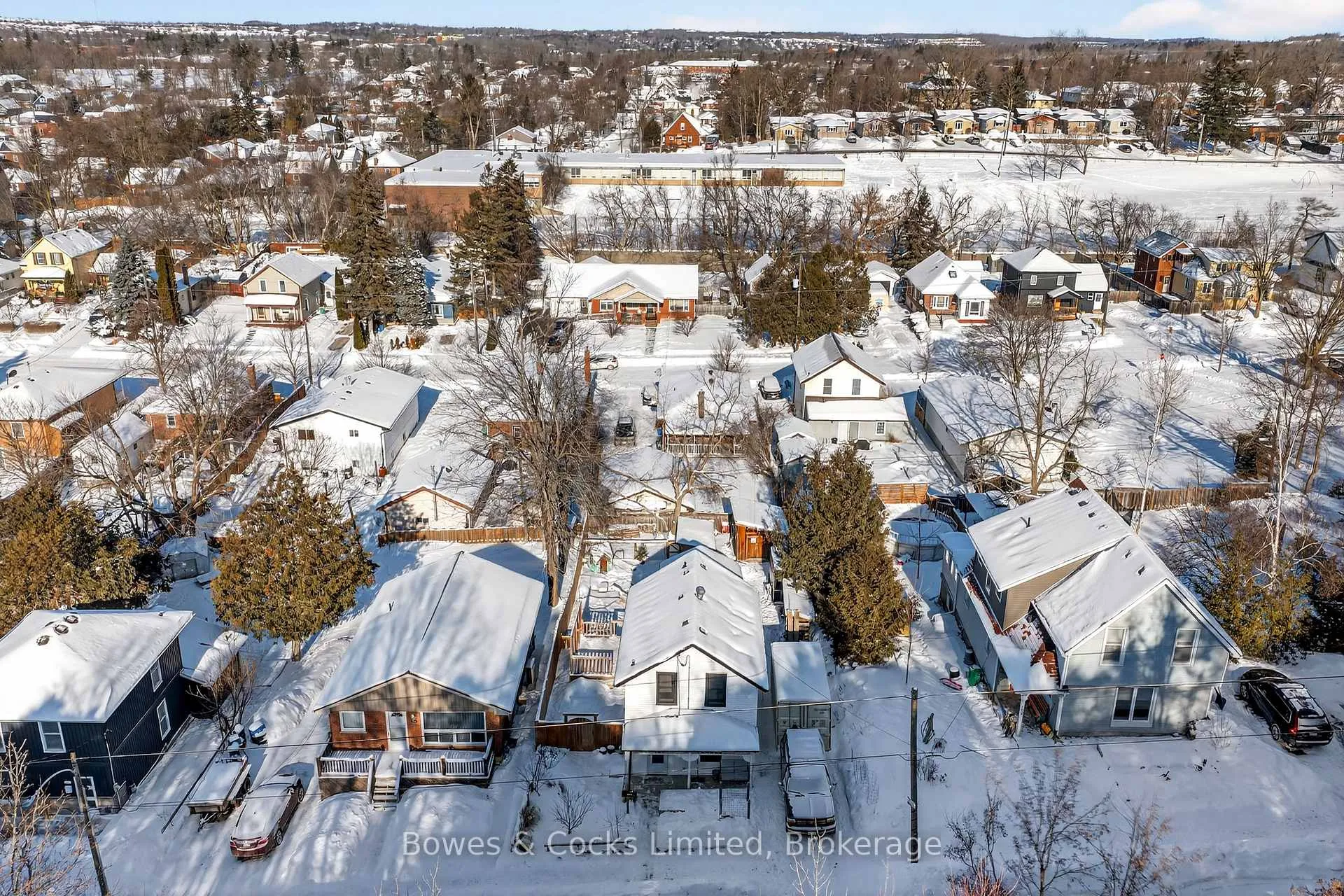 Photo 43 of 262 Munroe Avenue, Peterborough, Ashburnham Ward 4 — HOMEH