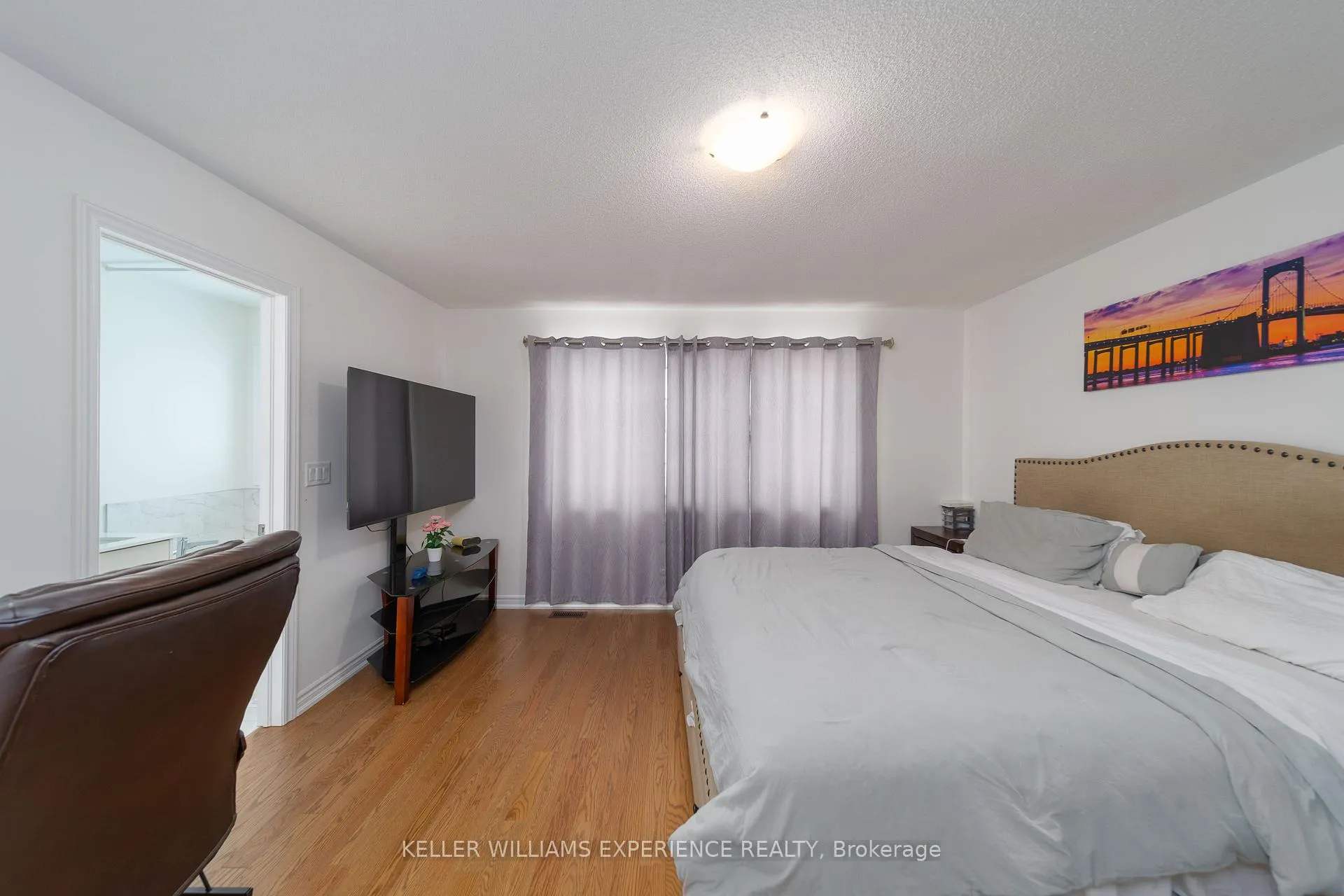 Photo 17 of 82 Phoenix Boulevard, Barrie, Rural Barrie Southeast — HOMEH