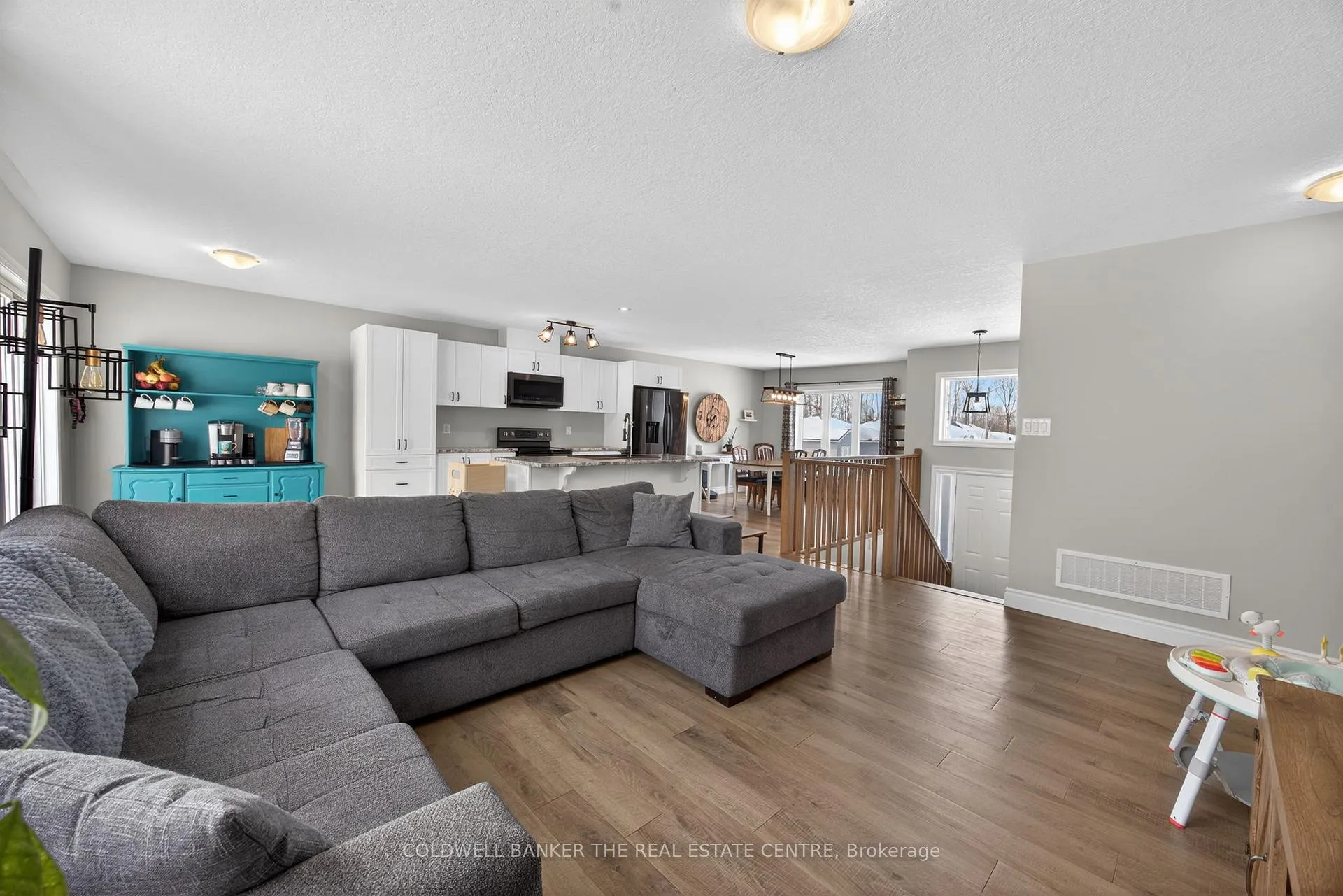 Photo 7 of 31 Ralph Dalton Boulevard, Tay, Victoria Harbour — HOMEH