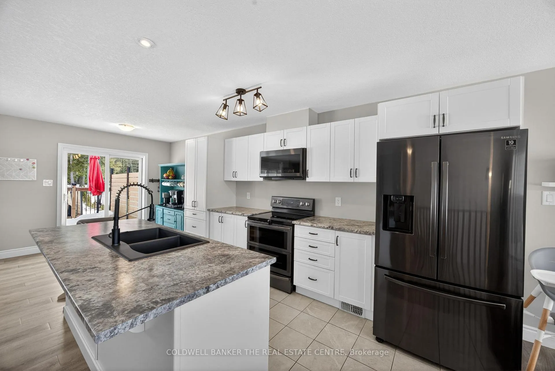 Photo 10 of 31 Ralph Dalton Boulevard, Tay, Victoria Harbour — HOMEH