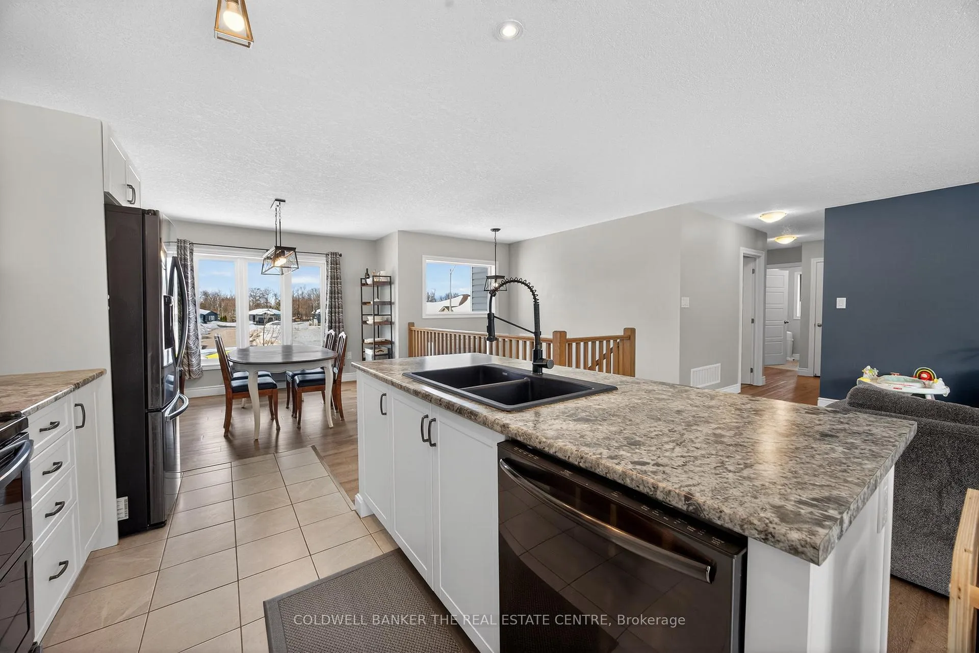 Photo 16 of 31 Ralph Dalton Boulevard, Tay, Victoria Harbour — HOMEH