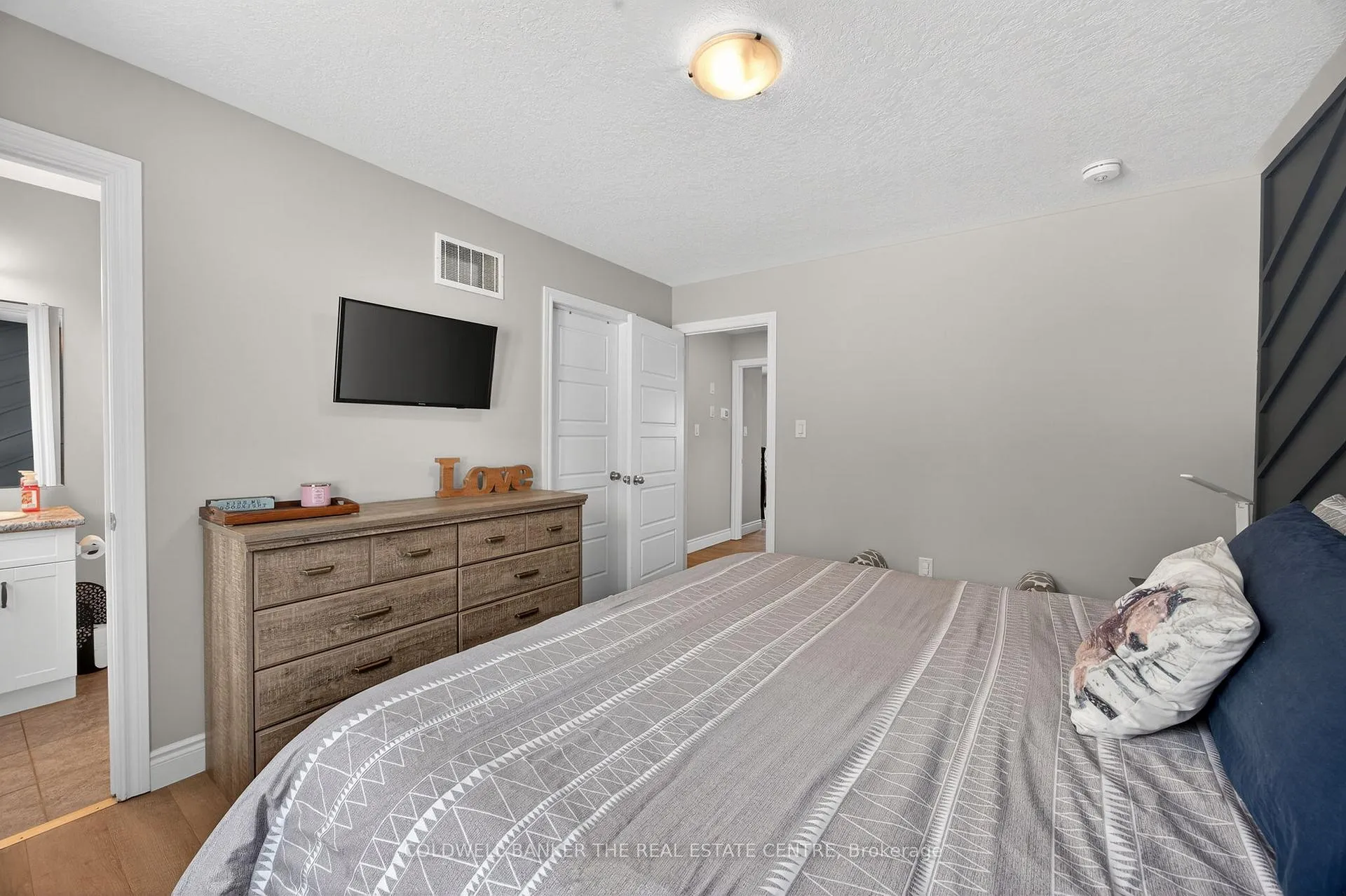 Photo 18 of 31 Ralph Dalton Boulevard, Tay, Victoria Harbour — HOMEH
