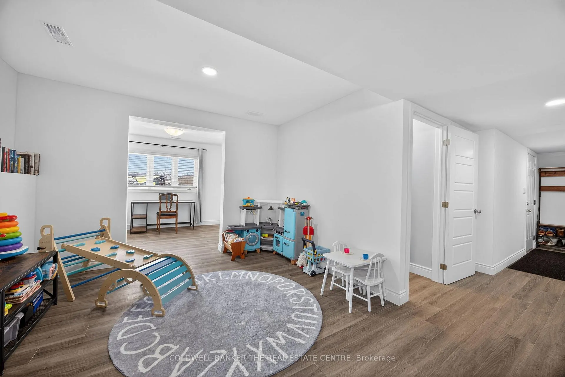 Photo 29 of 31 Ralph Dalton Boulevard, Tay, Victoria Harbour — HOMEH