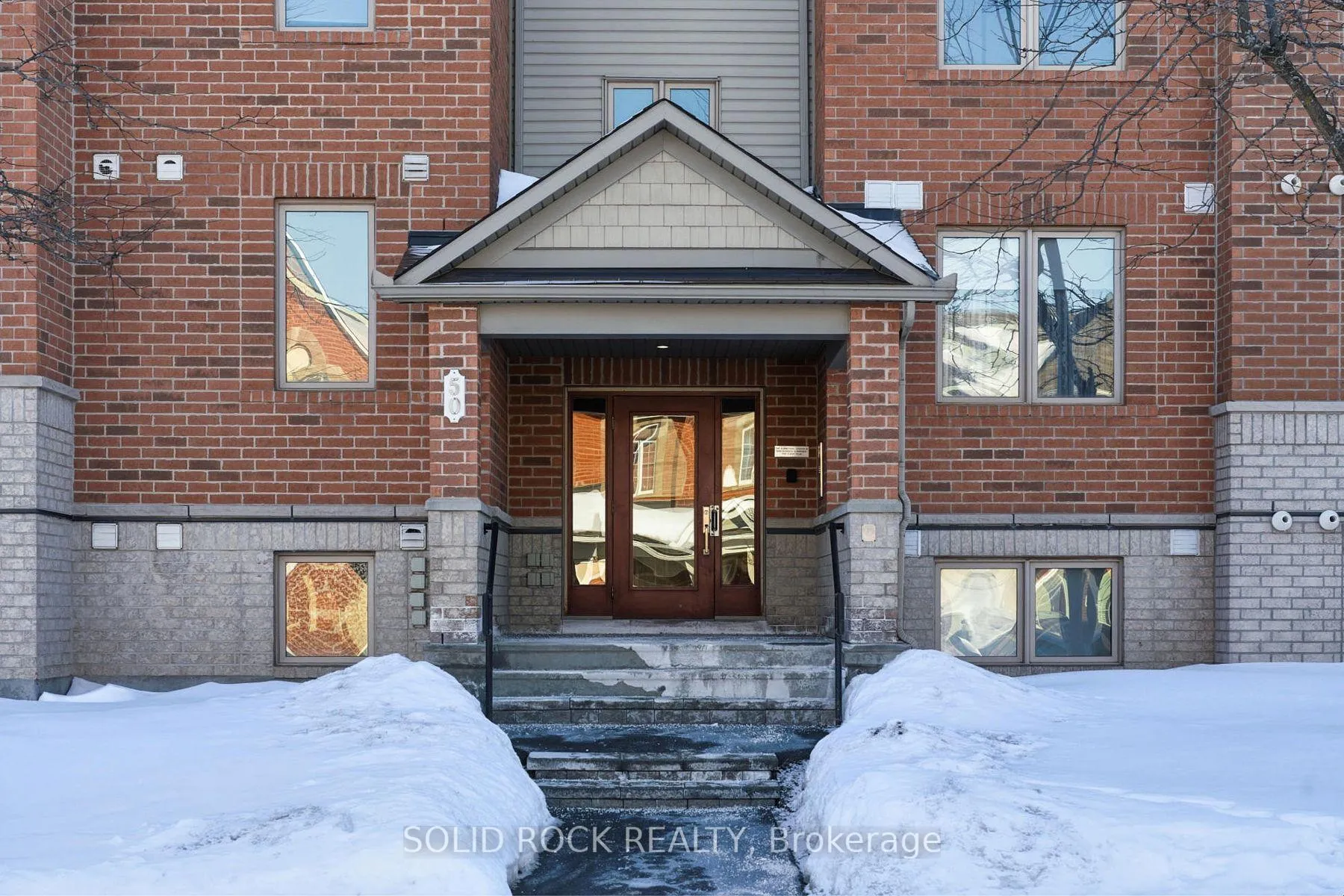 Photo 4 of Unit 6, 50 Barnstone Drive, Ottawa, Barrhaven East — HOMEH