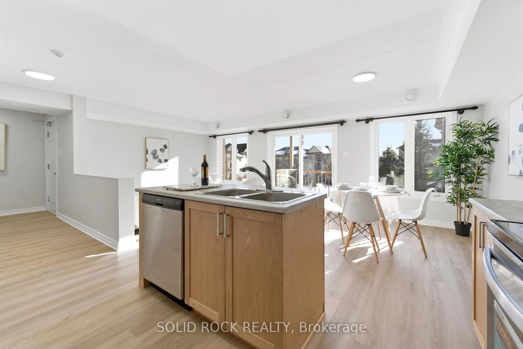 Photo 16 of Unit 6, 50 Barnstone Drive, Ottawa, Barrhaven East — HOMEH