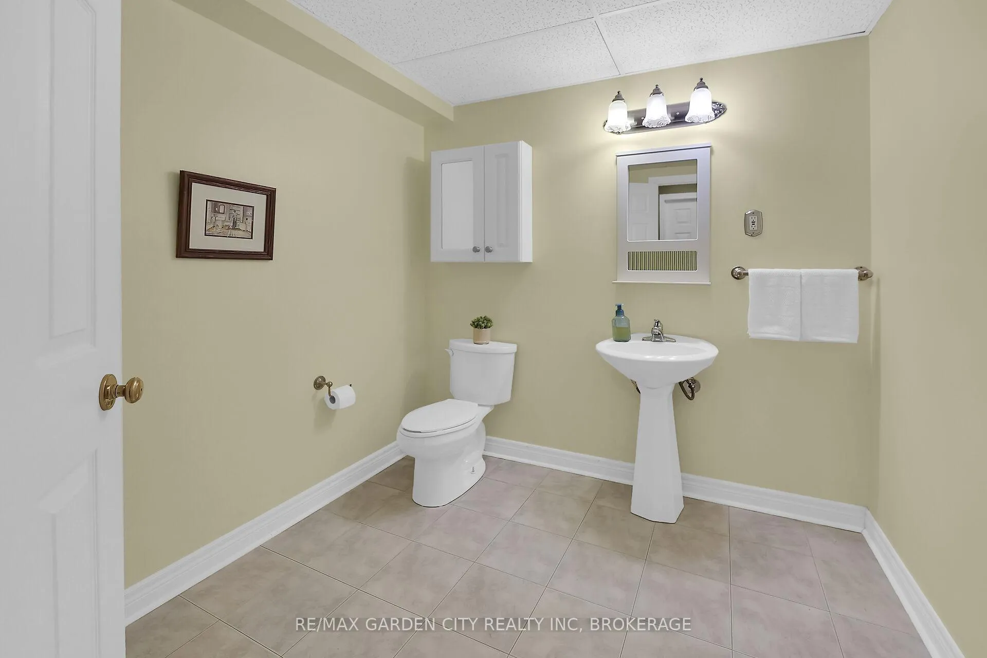 Photo 23 of 176 Beckett Crescent, Pelham, Fonthill — HOMEH