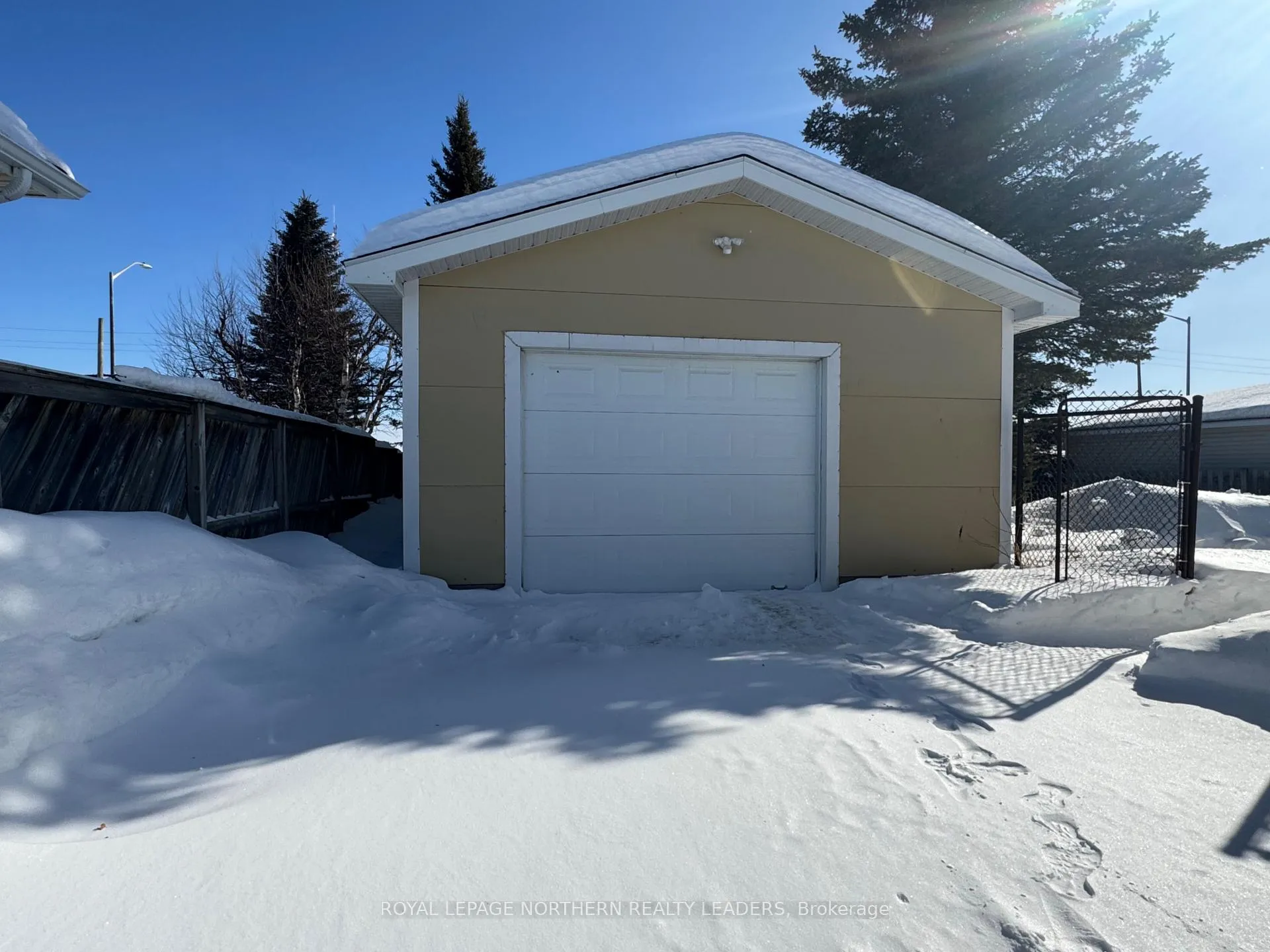 Photo 3 of 1015 Michener Boulevard, Timmins, Porcupine - West — HOMEH
