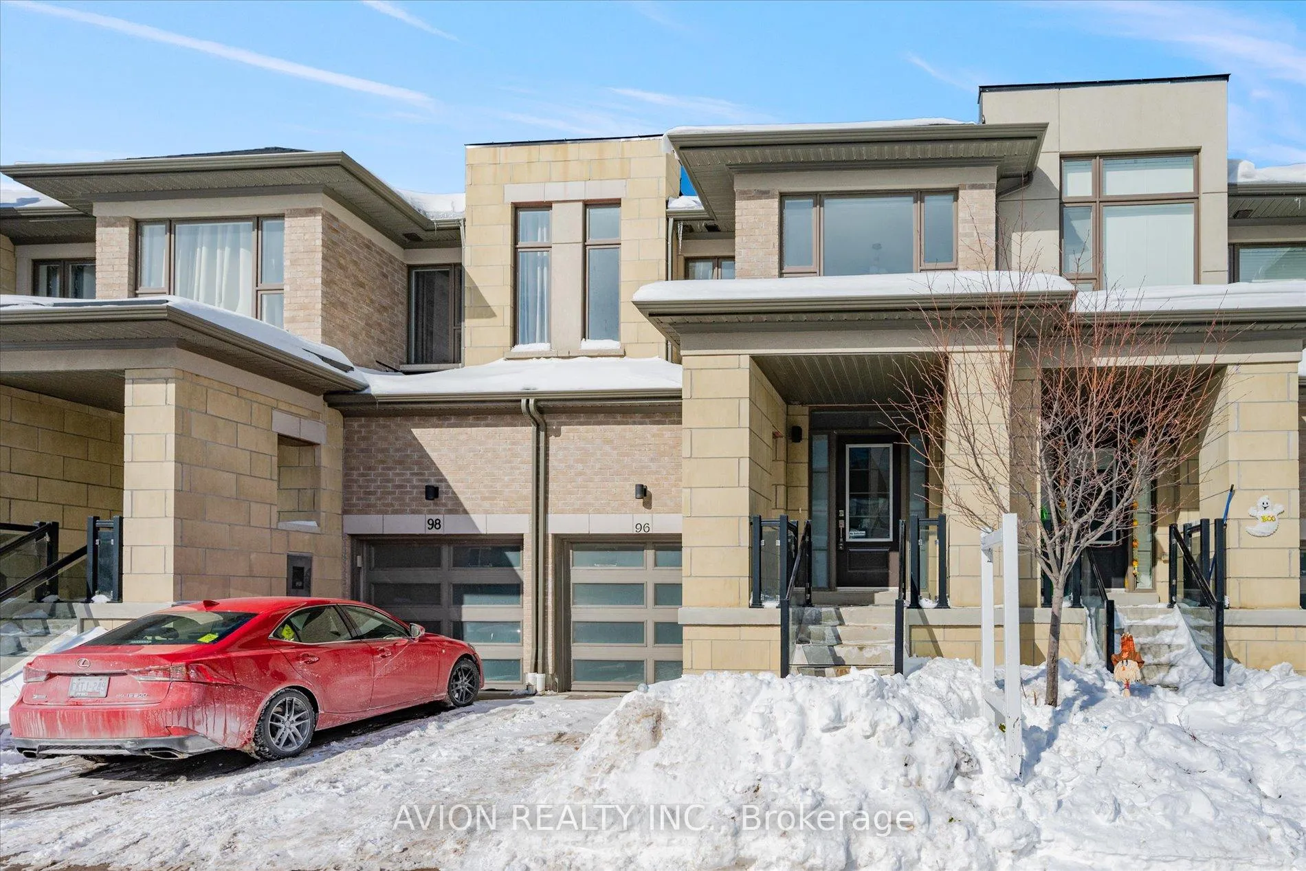 Photo 2 of 96 Donald Fleming Way N, Whitby, Pringle Creek — HOMEH