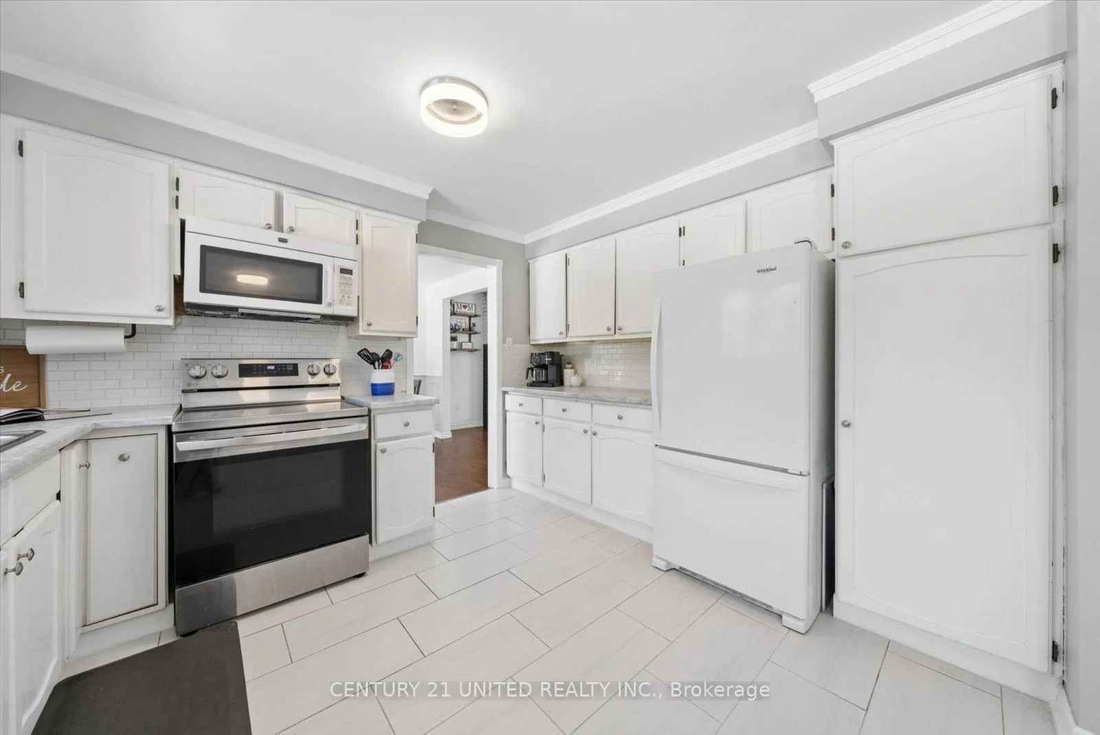 Photo 11 of 1585 County Rd 4, Douro-Dummer — HOMEH