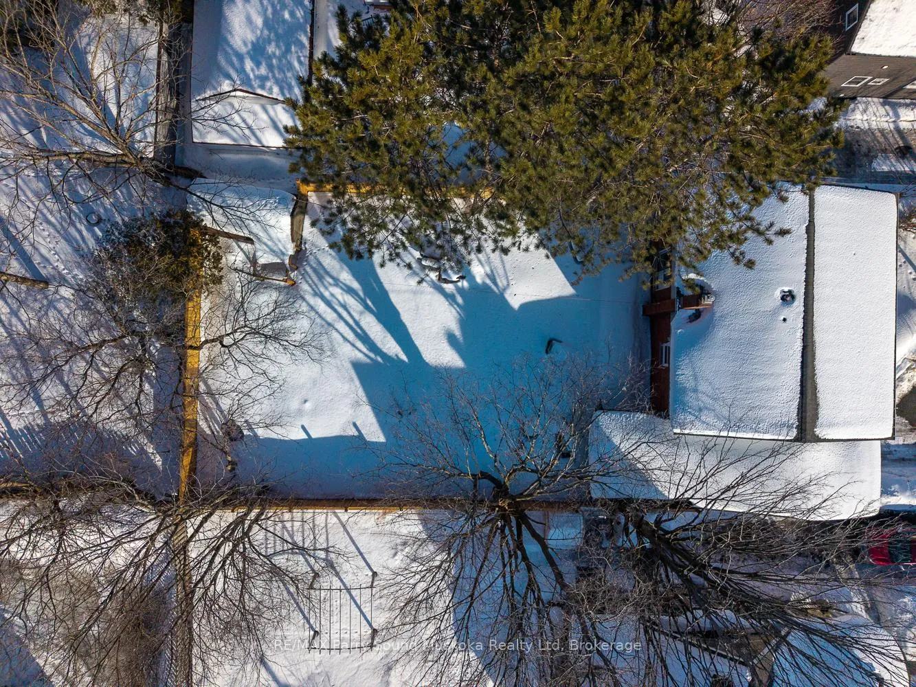 Photo 4 of 55 A Cascade Street E, Parry Sound — HOMEH