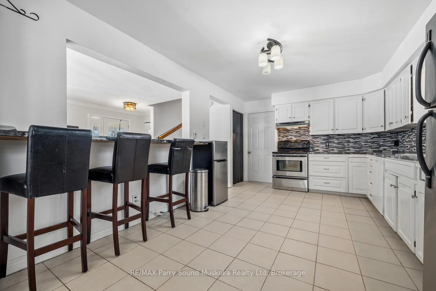 Photo 17 of 55 A Cascade Street E, Parry Sound — HOMEH