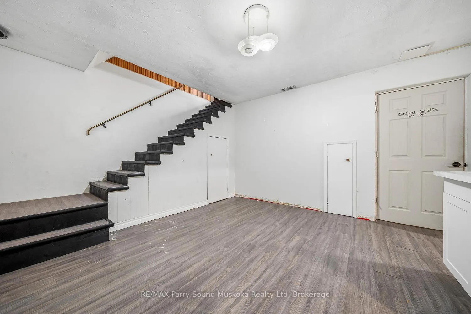 Photo 31 of 55 A Cascade Street E, Parry Sound — HOMEH