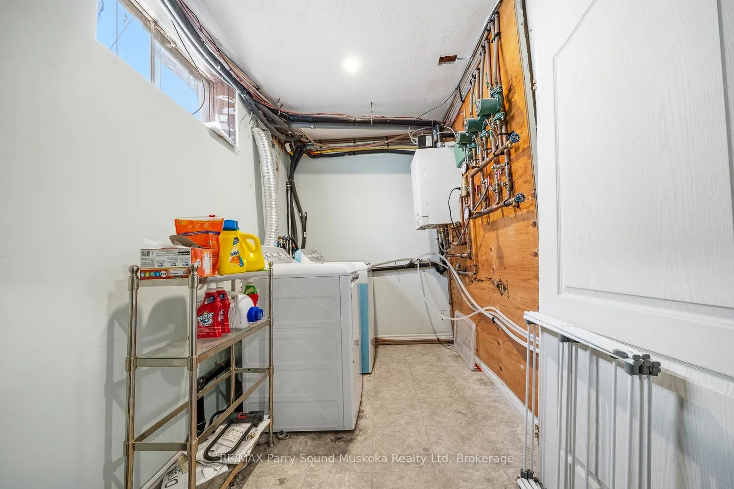Photo 36 of 55 A Cascade Street E, Parry Sound — HOMEH
