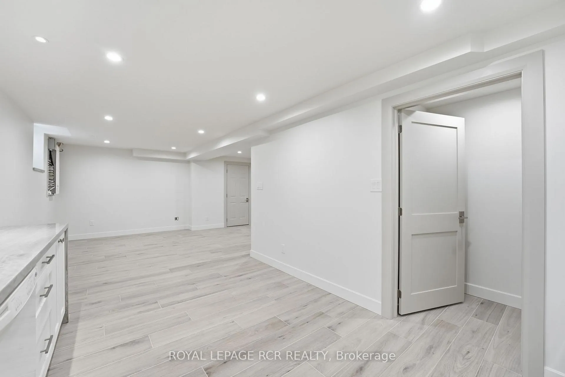 Photo 22 of 74 Old Yonge Street, Aurora, Aurora Village — HOMEH