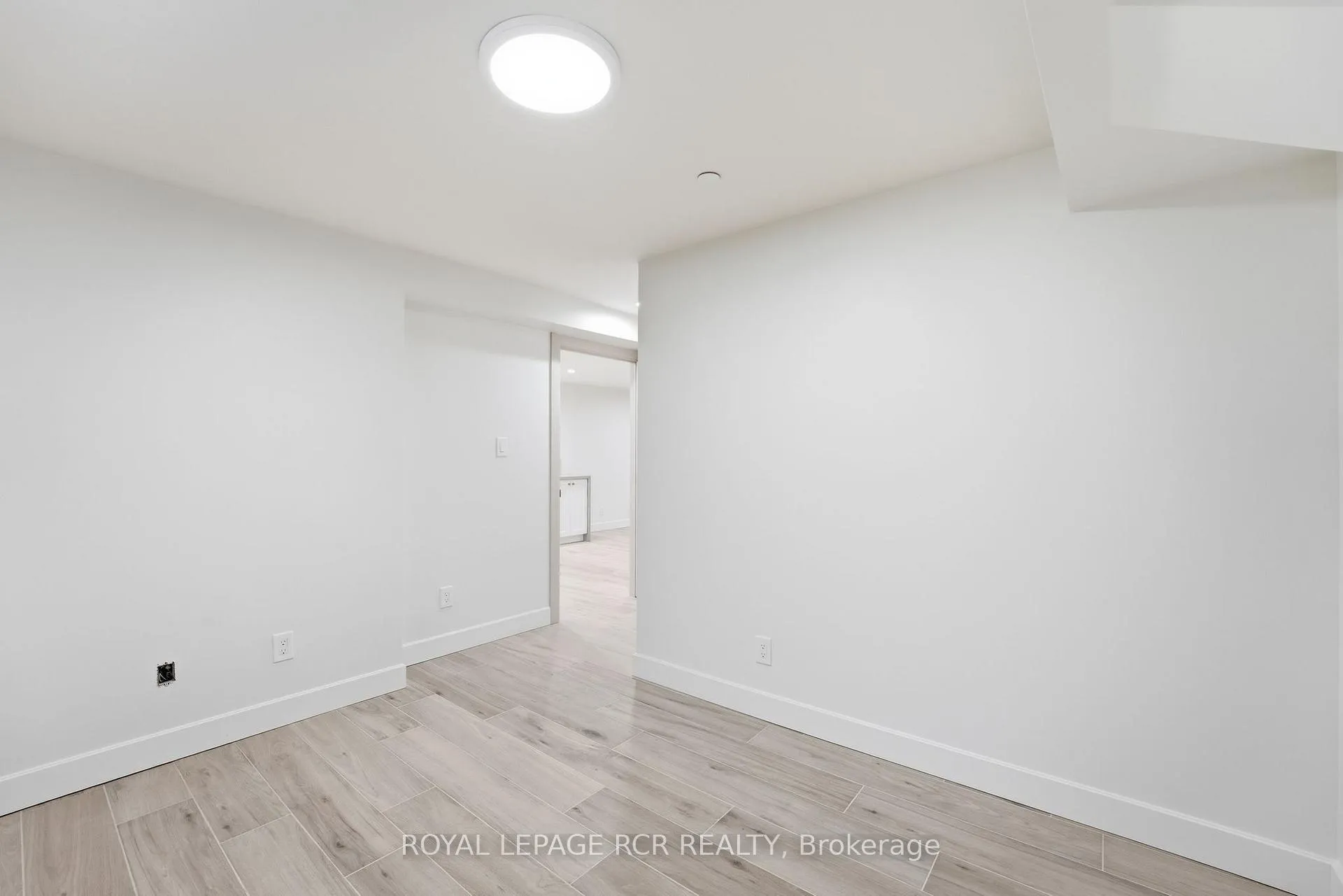 Photo 26 of 74 Old Yonge Street, Aurora, Aurora Village — HOMEH