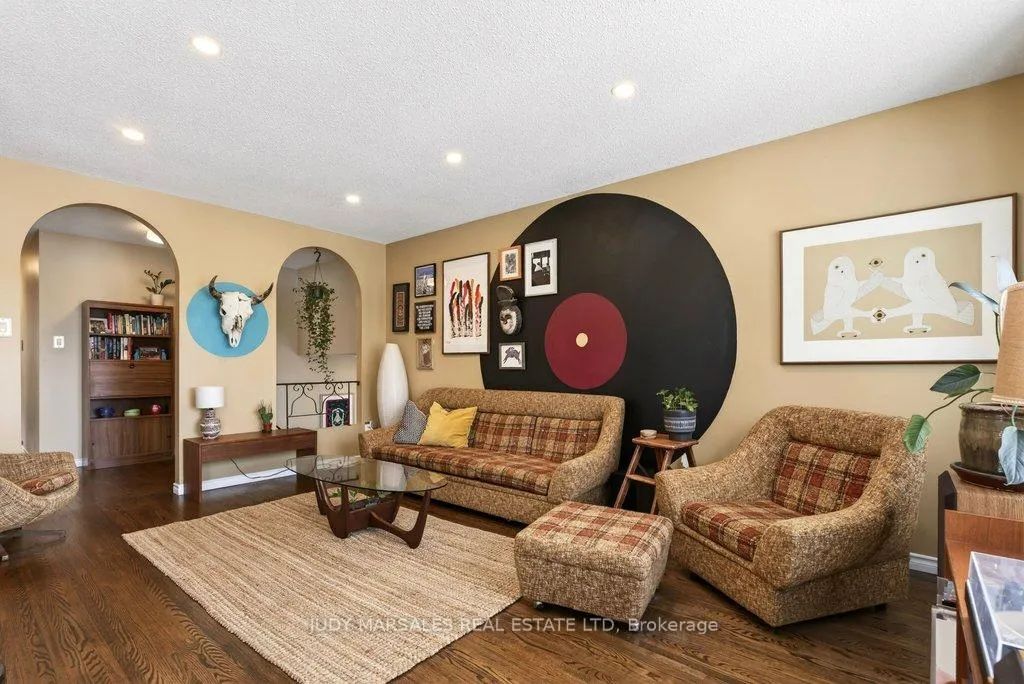Photo 10 of 36 Hanover Place, Hamilton, Vincent — HOMEH