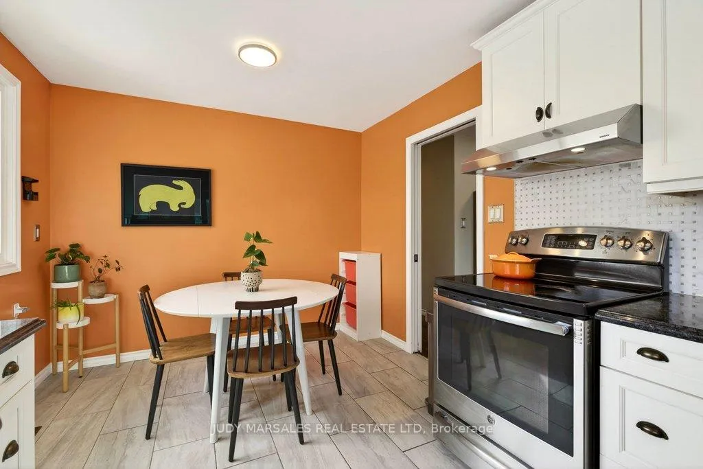 Photo 20 of 36 Hanover Place, Hamilton, Vincent — HOMEH