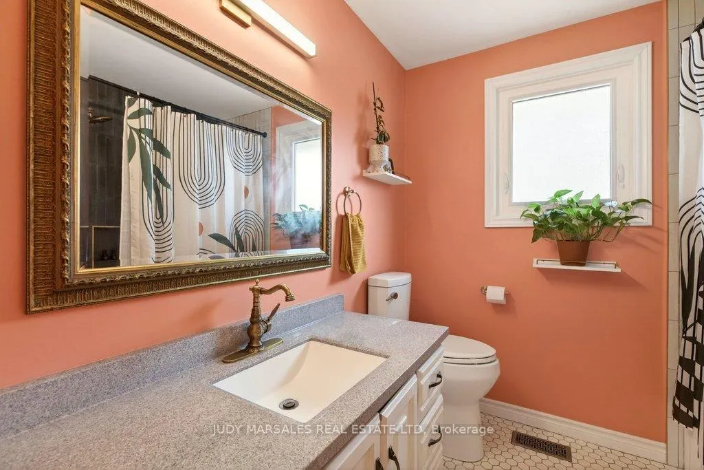 Photo 31 of 36 Hanover Place, Hamilton, Vincent — HOMEH